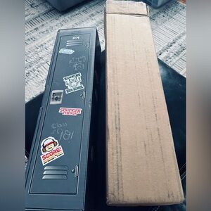 Funko Fundays Box of Fun 2018 Stranger Things Locker Box